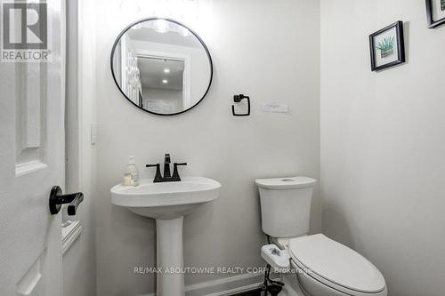 2183 Birchleaf Lane, Burlington, ON 