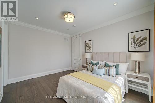 476 Tennyson Drive, Oakville, ON 