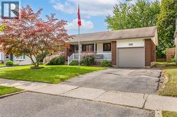 39 WREN Crescent Kitchener, ON N2A 1Y7