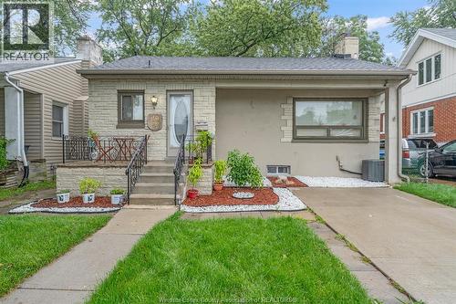 1952 Pillette, Windsor, ON 