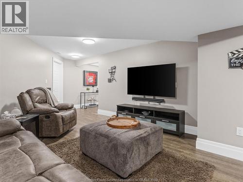 28 Mettawas Lane, Kingsville, ON 