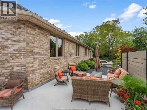 28 Mettawas Lane, Kingsville, ON 