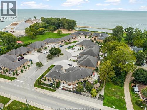 28 Mettawas Lane, Kingsville, ON 