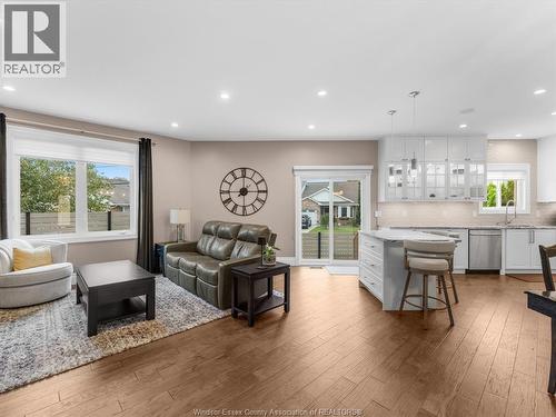 28 Mettawas Lane, Kingsville, ON 