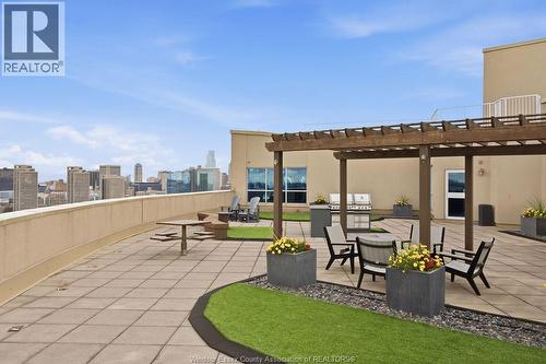1225 Riverside Drive Unit# 801, Windsor, ON 