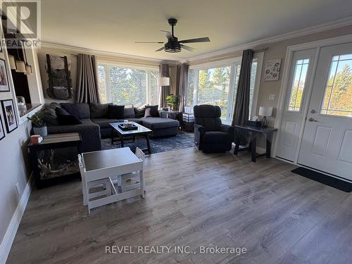 1198 Nahma Road, Cochrane, ON 