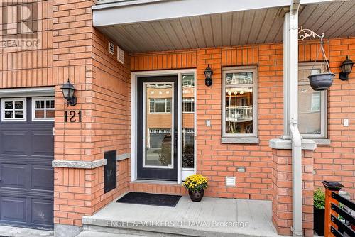 121 Quito Private, Ottawa, ON 