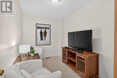 121 Quito Private, Ottawa, ON 
