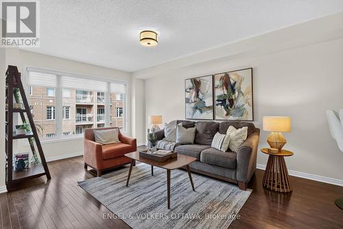 121 Quito Private, Ottawa, ON 