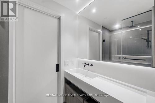 3808 - 55 Charles Street E, Toronto, ON 