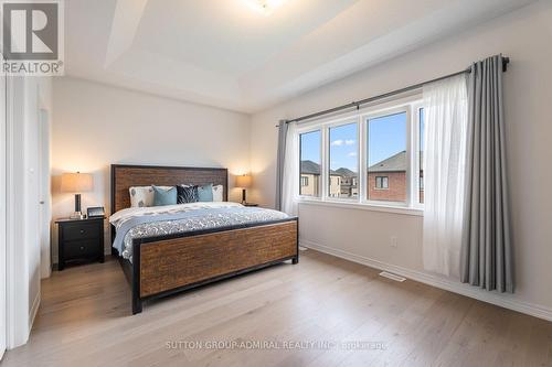 7 Priory Drive, Whitby, ON 