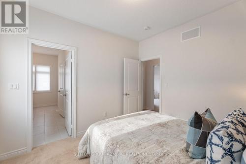 7 Priory Drive, Whitby, ON 