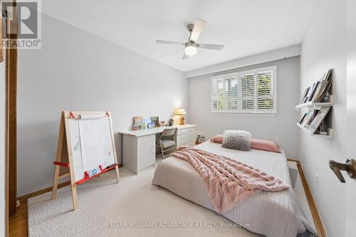 Bedroom 3 with double closet - 128 Holmcrest Trail, Toronto, ON 