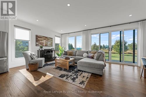 103 Ugovsek Crescent, Meaford, ON 
