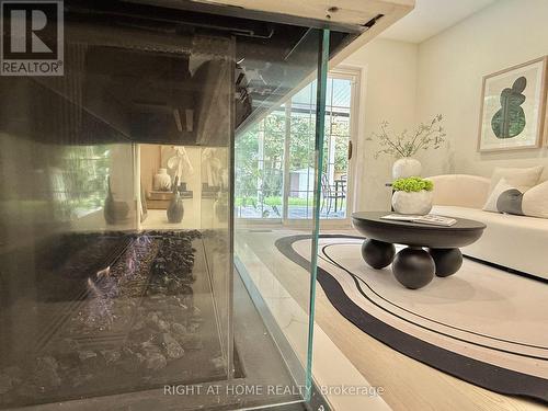 315 Roywood Crescent, Newmarket, ON 