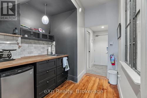 5 - 94 WELLINGTON STREET , Stratford, Ontario N5A 2L2 4