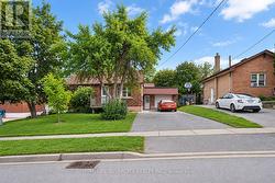30 WOODWARD AVENUE Brampton, ON L6V 1K1