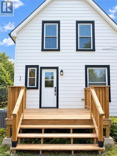 163 Eastbourne Avenue, Hamilton, ON 