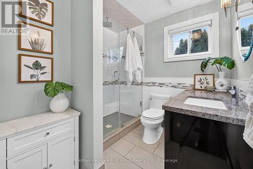 10 Lincoln Street, Ajax (Central West), ON 