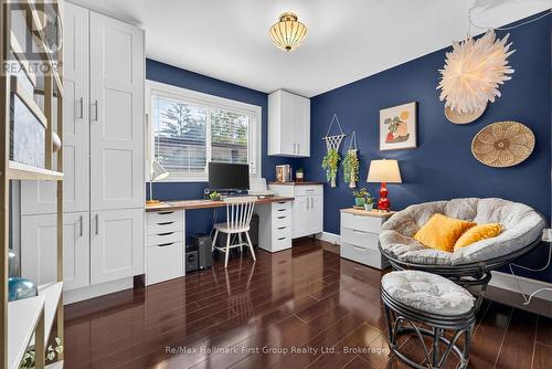 10 Lincoln Street, Ajax (Central West), ON 