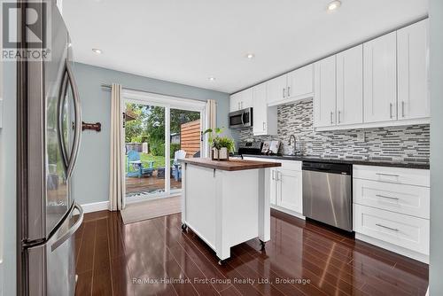 10 Lincoln Street, Ajax (Central West), ON 