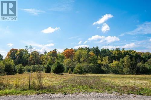 111 Buck Bay Road, Frontenac (Frontenac South), ON 