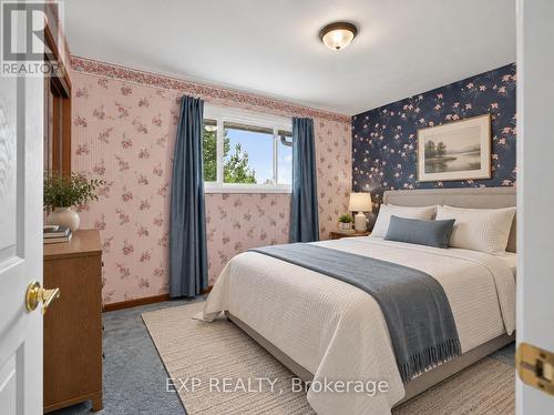 Photo is virtually staged - 4543 Montrose Road, Niagara Falls (Ascot), ON 