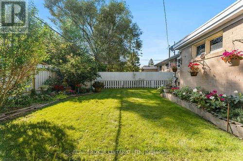 55 Rayoak Drive, Toronto, ON 