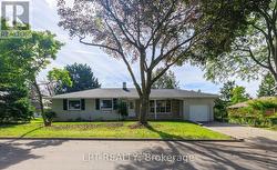 67 WOODTHORPE ROAD Toronto, ON M4A 1S6
