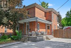 46 BROCK STREET S Perth, ON K7H 1Z6