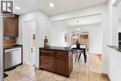 735 Lounsborough, Windsor, ON 