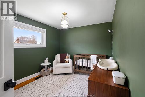735 Lounsborough, Windsor, ON 