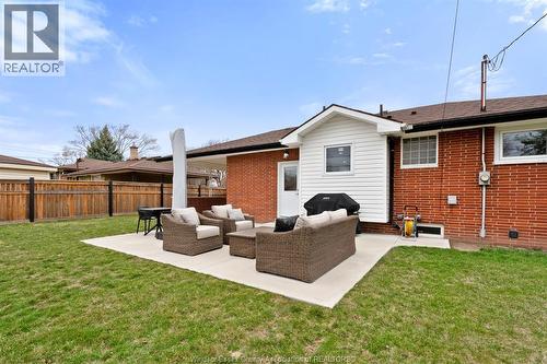 735 Lounsborough, Windsor, ON 
