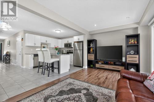 992 Cook Drive, Midland, ON 