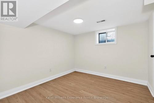 29 Nida Drive, Tiny, ON 