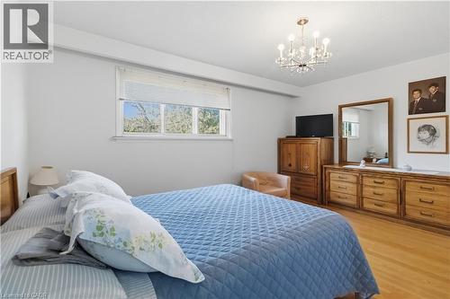Hardwood flooring - 152 Hilda Avenue, North York, ON 