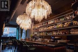 214 OSSINGTON AVENUE Toronto, ON M6J 2Z7
