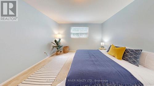 33 Pepper Tree Drive, Toronto, ON 