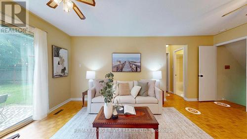 33 Pepper Tree Drive, Toronto, ON 