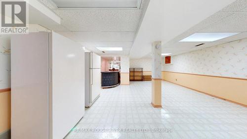33 Pepper Tree Drive, Toronto, ON 