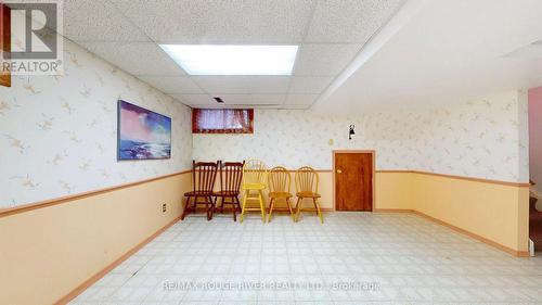 33 Pepper Tree Drive, Toronto, ON 
