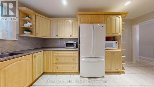 33 Pepper Tree Drive, Toronto, ON 
