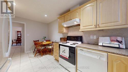 33 Pepper Tree Drive, Toronto, ON 