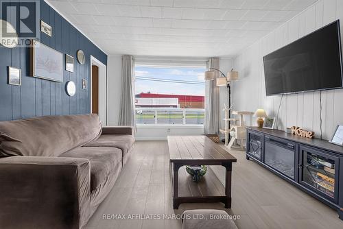41 Eleventh Street E, Cornwall, ON 