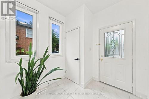 2250 Munn'S Avenue, Oakville, ON 