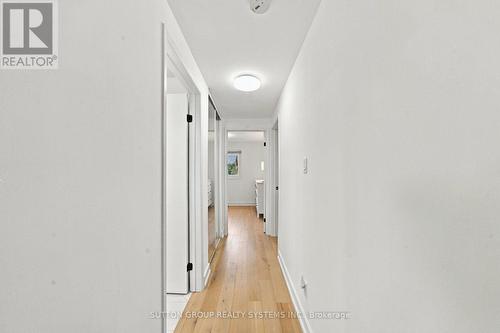 2250 Munn'S Avenue, Oakville, ON 