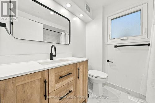 2250 Munn'S Avenue, Oakville, ON 