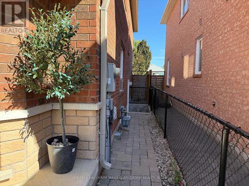 BASEMENT - 83 ALOE AVENUE , Richmond Hill, Ontario L4E 4N1 2