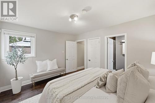 1924 Balsam Avenue, Mississauga, ON 