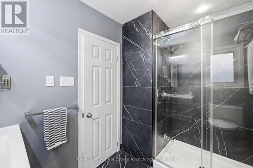 1924 Balsam Avenue, Mississauga, ON 